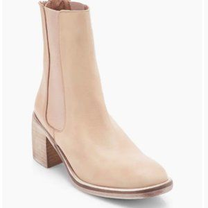 Free People NEW Essential Chelsea Boot